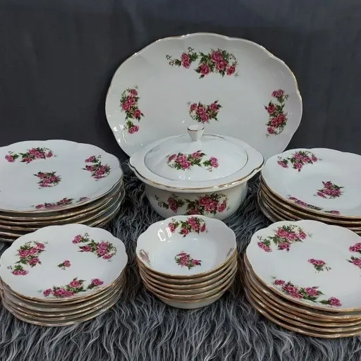 خرید چینی گل سرخی از زرین جهاز