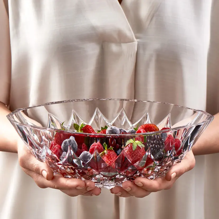 کاسه شیشه ای بزرگ برای پذیرایی