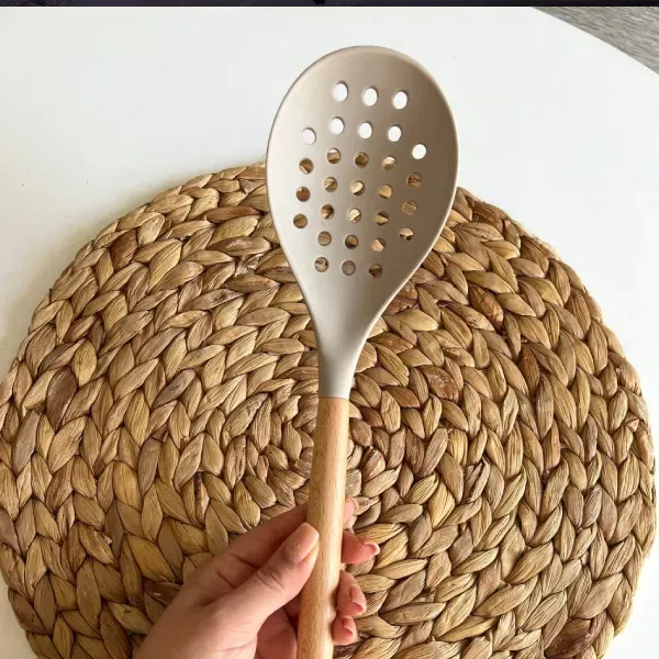 خرید کفگیر برنج سیلسیکونی