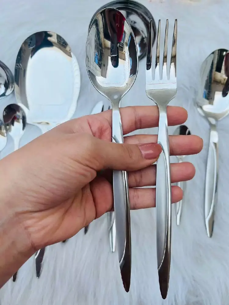 انتخاب سرویس قاشق چنگال 24 نفره ساده